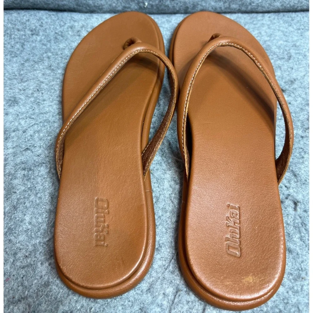 OluKai Honu Tan Brown Leather Flip Flop Thong Sandals Womens Size 10